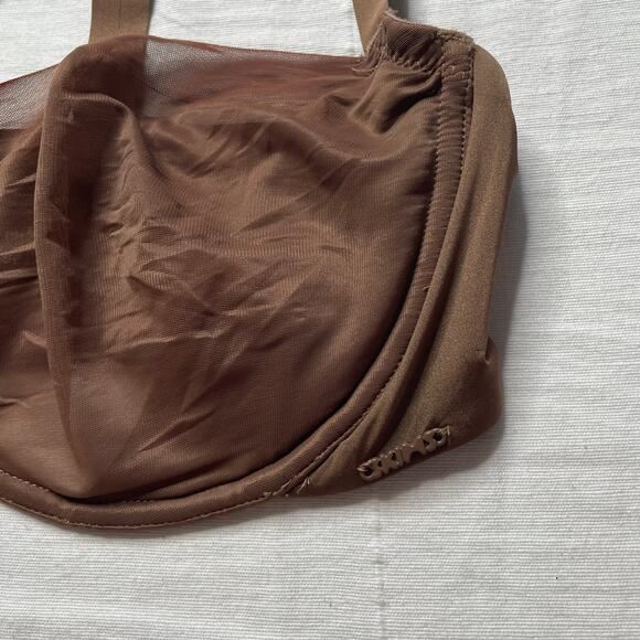 NWT Skims No Show Molded Unlined Balconette Bra Sz 42D Jasper - Picture 5 of 7